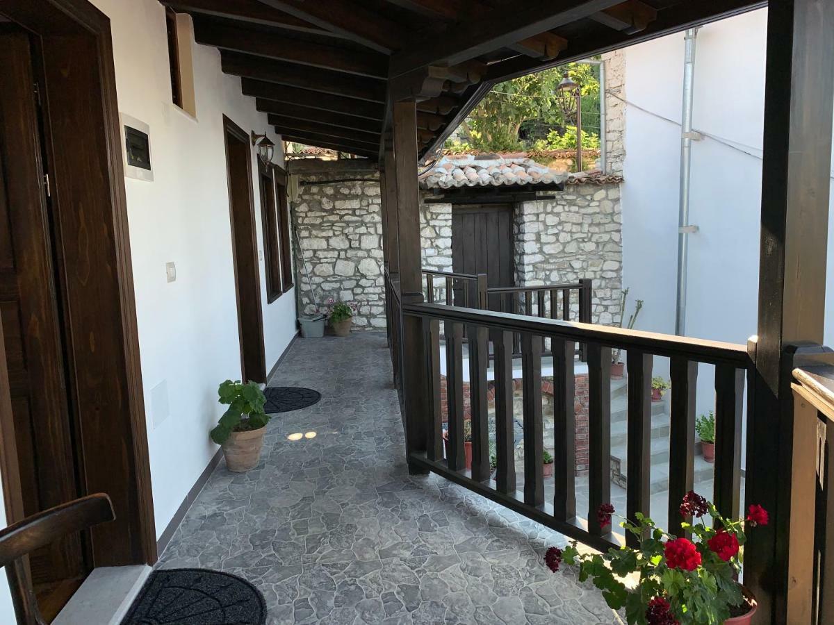 Guest House Genti Berat Zimmer foto